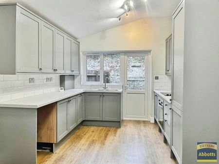 Kings Road, Bury St Edmunds, IP33 3DJ - Photo 3