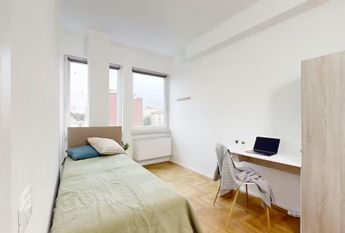 Corso Milano, Padova, Veneto 35139