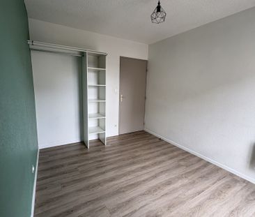 Location Appartement 2 pièces 30m² ONET LE CHATEAU 12850 - Photo 3