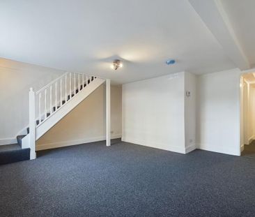 2 bedroom ground floor maisonette to rent - Photo 4