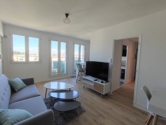 Location Appartement 2 pièces 45m² TROYES 10000 - Photo 1