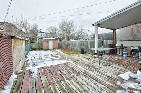 For Lease - 468 Northcliffe Boulevard, Toronto, Ontario - Photo 4