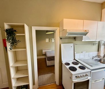 Studio Flat, Colville Terrace, W11 - Photo 3