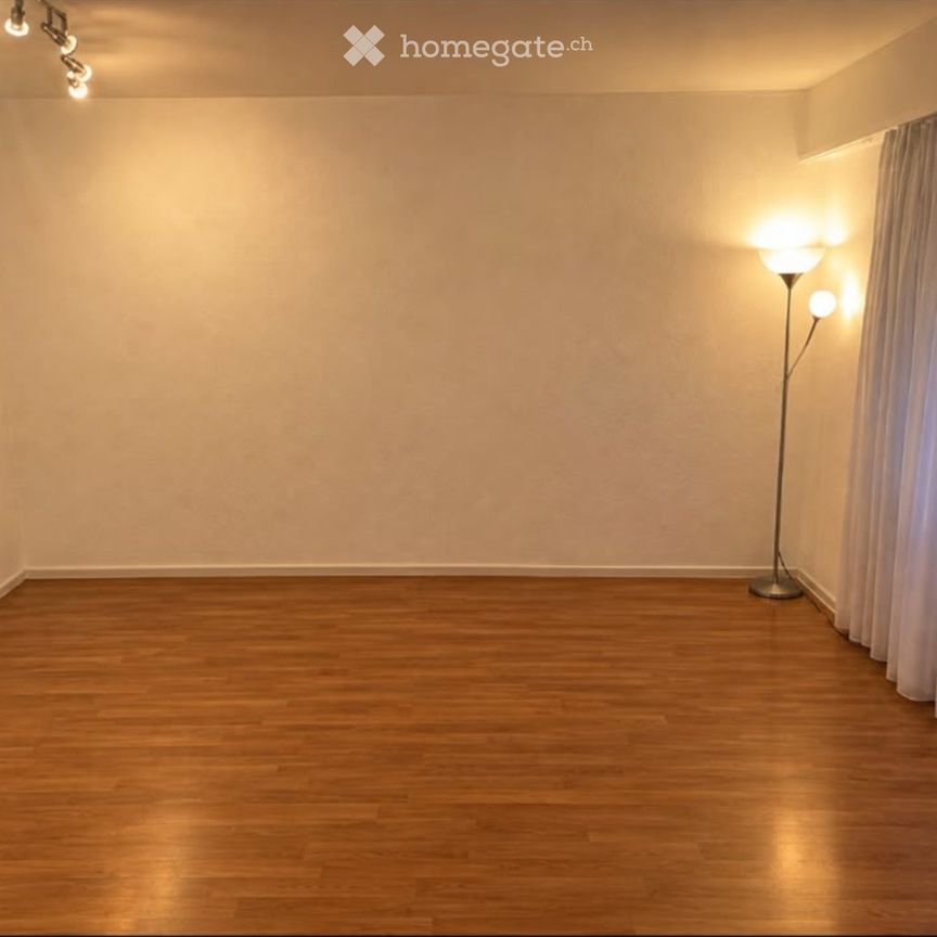 3.5 Zimmer-Wohnung, lichtdurchflutet, ruhige Lage am Waldrand - Foto 1