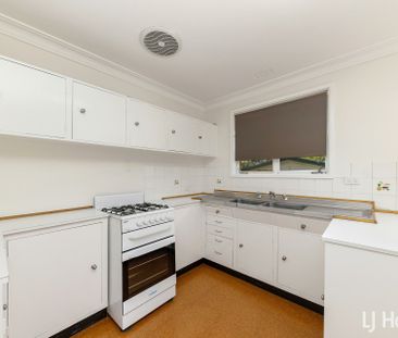 20 Holroyd Street, Watson ACT, Belconnen - Photo 6