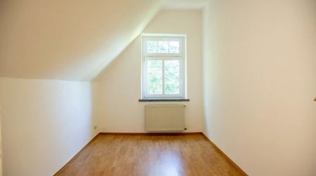 Großzügige 5 Zimmer Dachgeschosswohnung - Photo 3