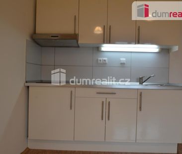 Pronájem bytu 2+kk 67 m2 - Photo 1