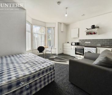 1 bedroom Property To Let Total Size: 227 SQ FT - Photo 2