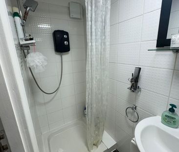 Studio Flat, Burnley Road, NW10 - Photo 6