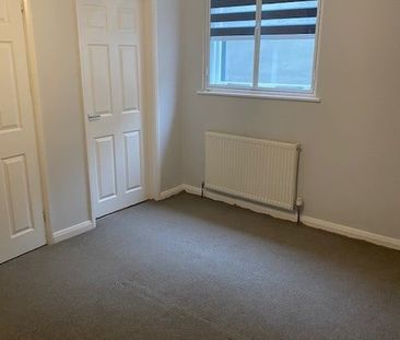 1 Bed Flat, South Street, RG1 - Photo 5