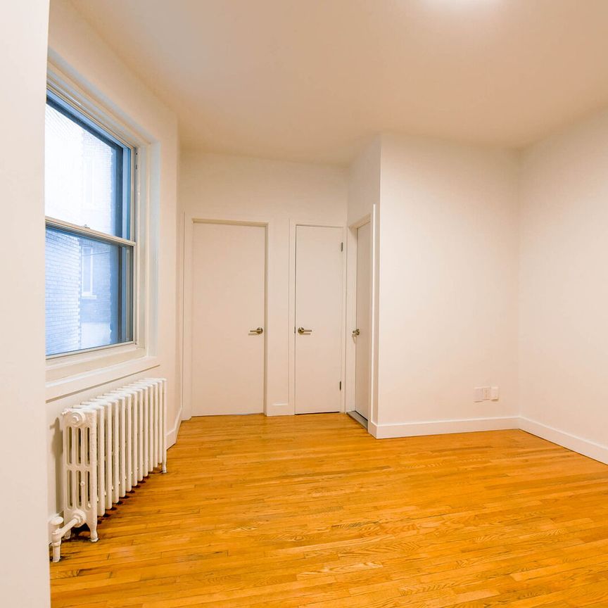 3495 Avenue Van Horne, Montréal, QC - Photo 1