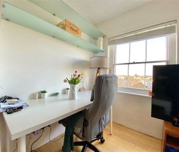 Lansdown Crescent, Cheltenham, GL50 - Photo 2