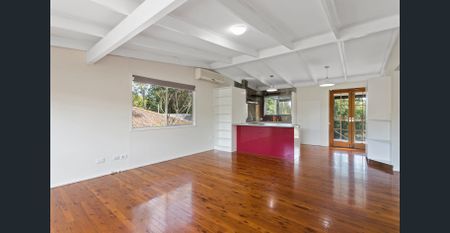 Spacious & Stylish Home in the Heart of Rochedale South - Photo 4
