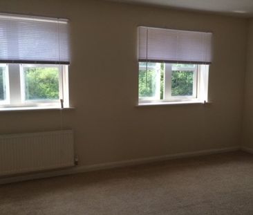 Clovelly Court, Derby, DE22 - Photo 5