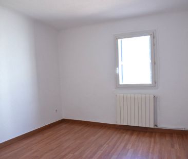 Location Appartement 3 pièces 74m² NARBONNE 11100 - Photo 5