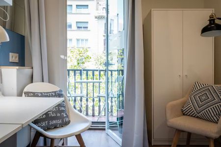 Ronda de Sant Pere, Barcelona, Catalonia 08010 - Photo 2