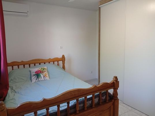 Location Maison 3 pièces 78m² LA RIVIERE 97421 - Photo 1