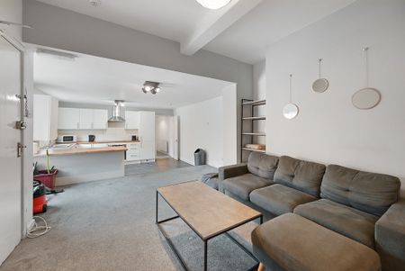 3 Bed Student Accommodation - Photo 2