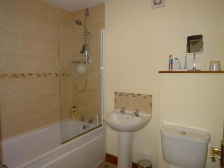 1 bedroom apartment to rent - Photo 4