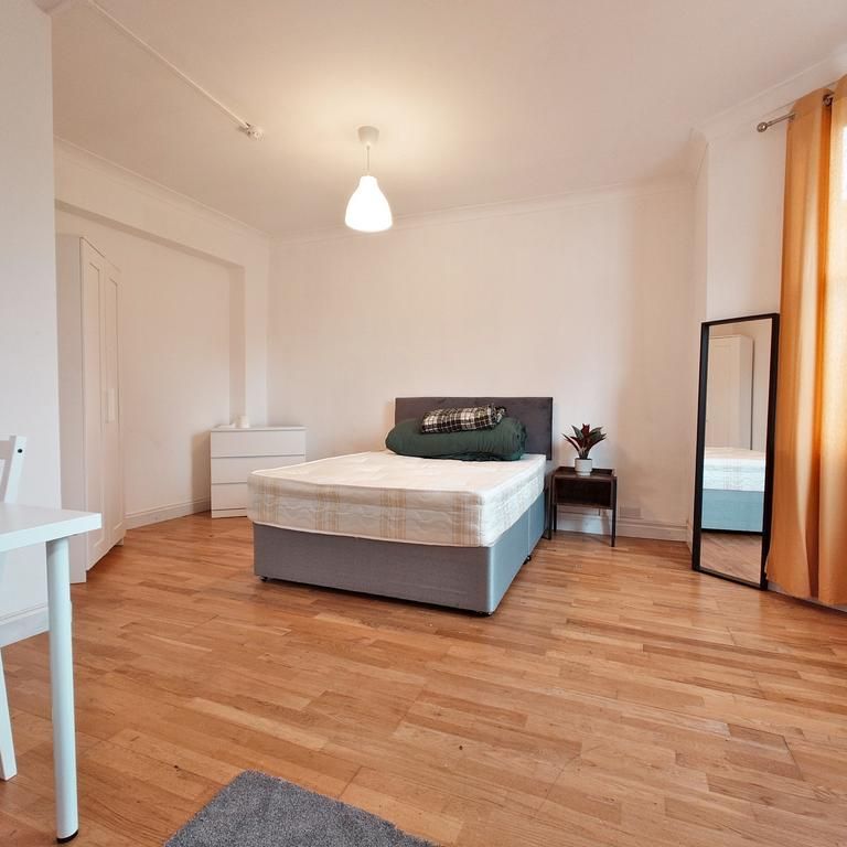 House share to rent - Photo 1