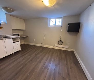 6-66 Fifth Ave - Photo 1