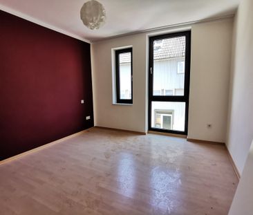 Gemütliche 2-Zimmer-Wohunng mit sonnigem Balkon in der Innenstadt v... - Foto 4