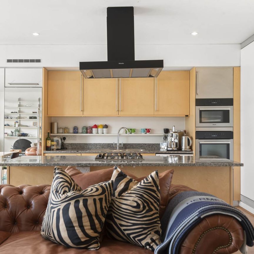 Price £1,150 pw - Available 01/12/2025 - Furnished - Photo 1