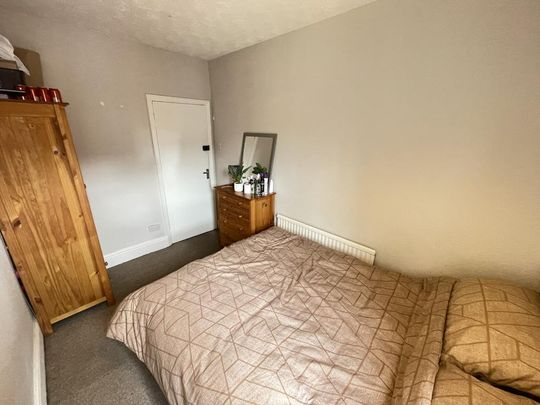 4 bedroom terraced house to rent - Photo 1