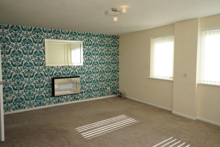 2 bedroom semi-detached house to rent - Photo 2