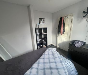 Star Cottage, Luptons Buildings, Tong Road, Leeds - Photo 5