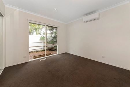 7 Wall Street, Beaumaris VIC 3193 - House For Rent | Domain - Photo 2