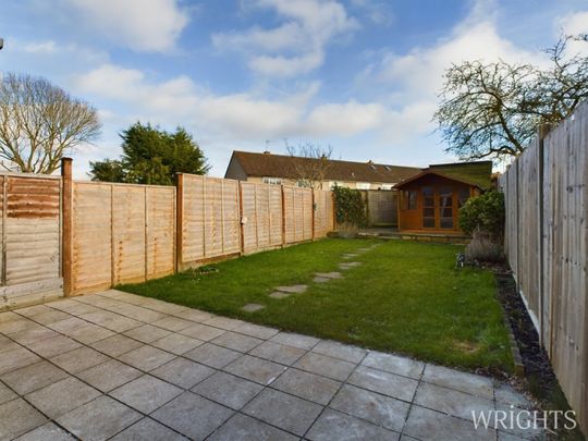 2 bedroom House - Wigram Way, Stevenage - Photo 1