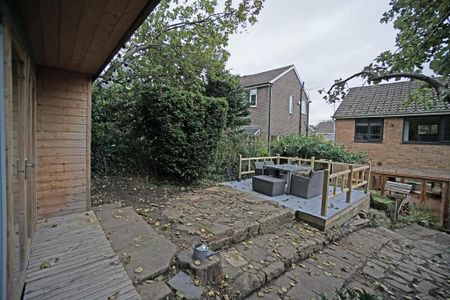 3 bedroom semi-detached house to rent - Photo 3