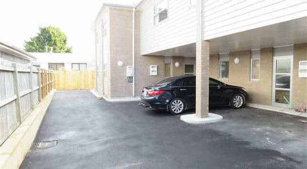 Fully Furnished Studio - Photo 1