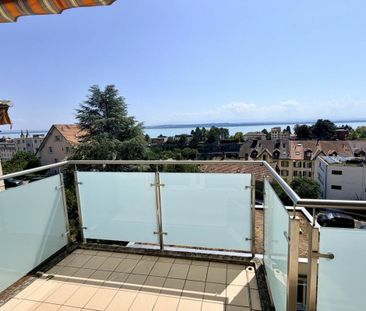Studio rénové avec encadrement et vue sur le lac au 4ème étage - Photo 5