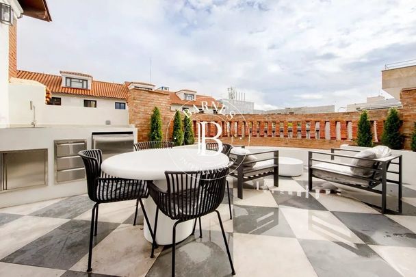 Madrid, Community of Madrid 28014 - Photo 1