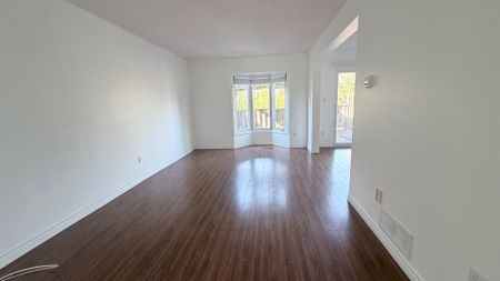 For Lease - 1 Royalwood Court Unit# 27, Hamilton, Ontario - Photo 2