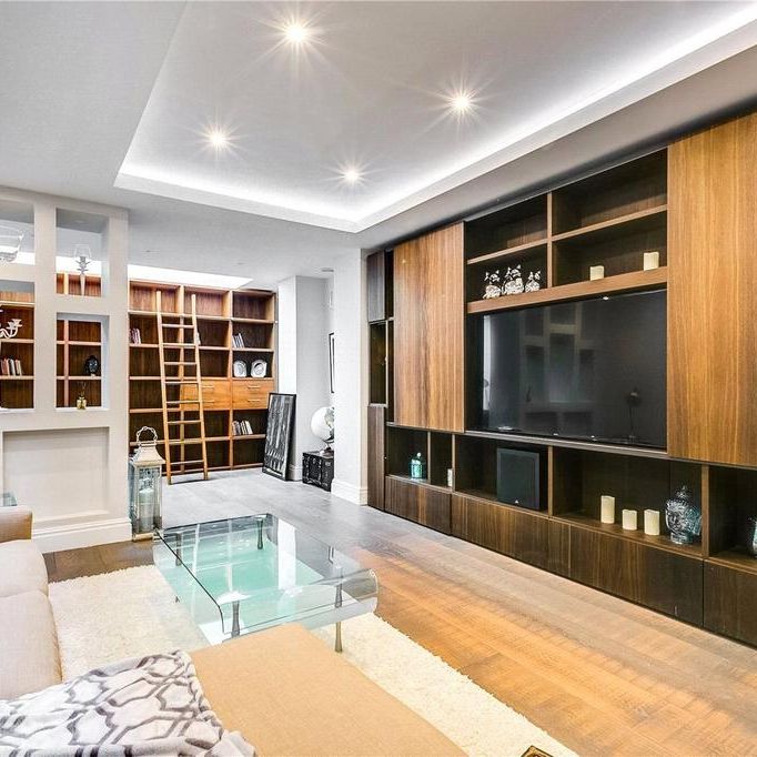 5 bedroom terraced house to rent - Photo 1