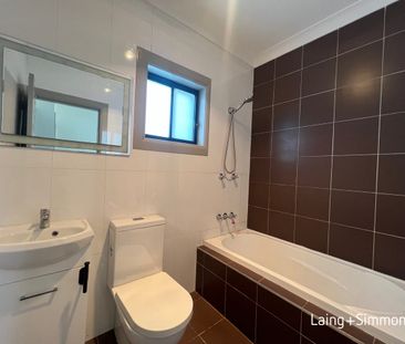 Well-presented two bedroom granny flat - Photo 3