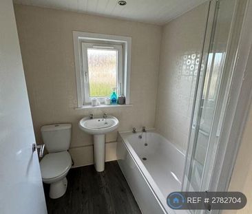 2 bedroom end of terrace house to rent - Photo 5