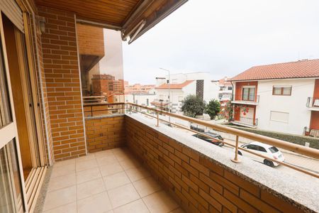 Apartamento em Santo Ovídio - Cedro - Monte da Virgem, Mafamude - Photo 3