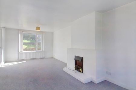 3 Bed Semi-Detached House, Beckhampton Road, NG5 - Photo 2