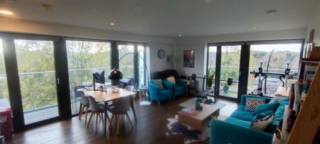 2 bedroom apartment to rent - Photo 5