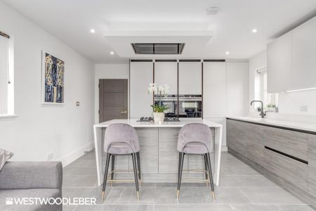 3 bedroom detached house to rent - Photo 2