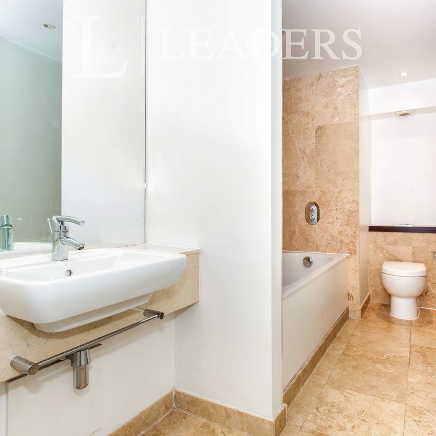 2 bedroom apartment to rent Homerton Street, Cambridge, CB2 - Photo 1