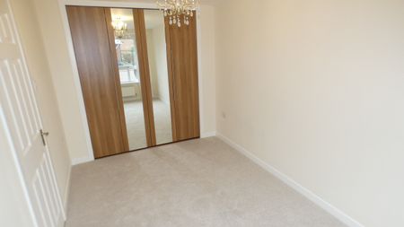 Linndale Gardens, Glasgow, G45 0QG - Photo 2