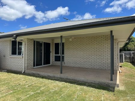 Modern Home with Space, Comfort and Convenience - Photo 5