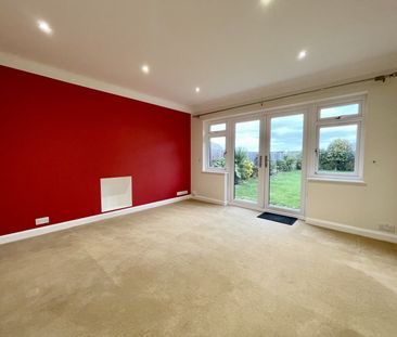 Samuels Drive, Thorpe Bay, Essex, SS1 3PR - Photo 2