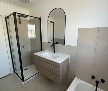 Modern Comfort and Easy Living with Gardener Included - Photo 5