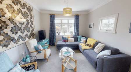 City Centre - 2 Bedrooms - Photo 2